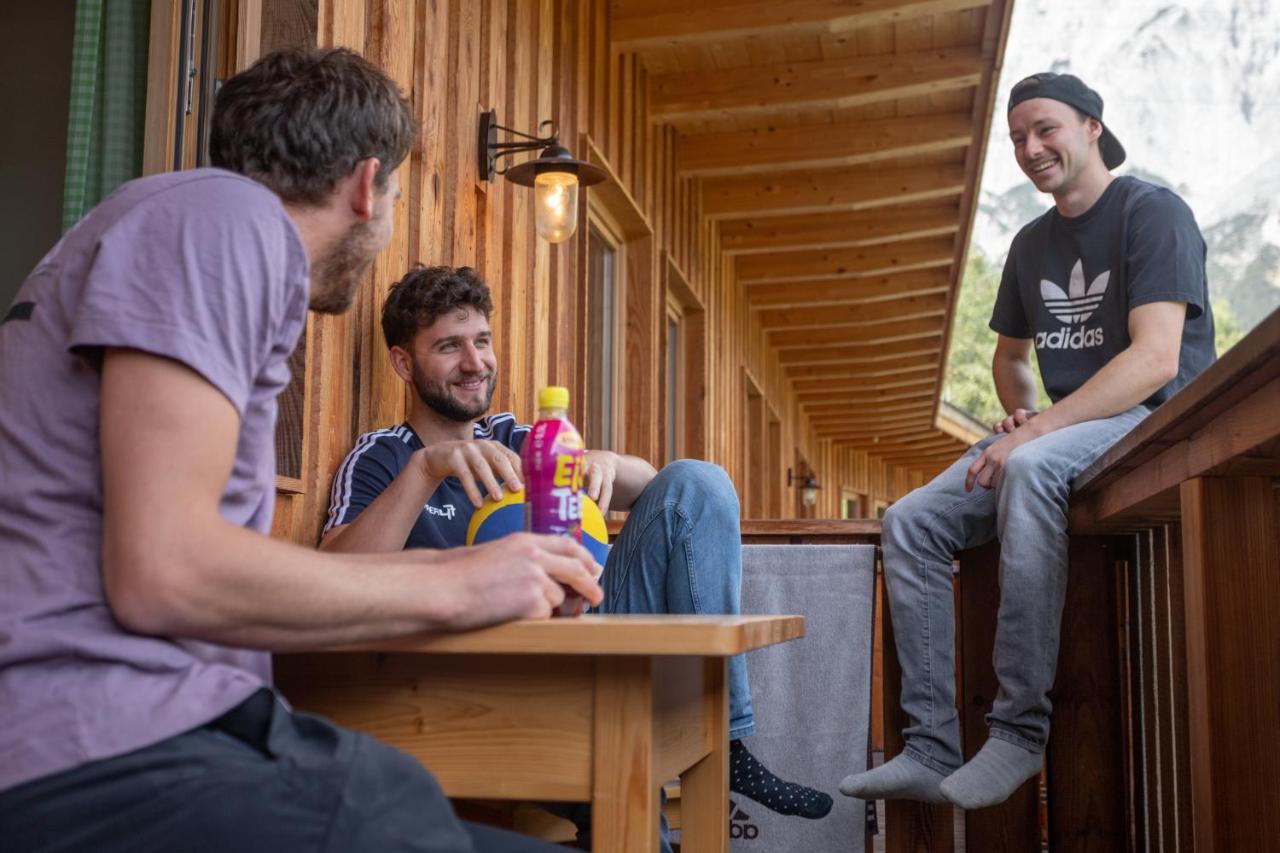 AREA 47 - Tirol Hotel Ötztal-Bahnhof Kültér fotó