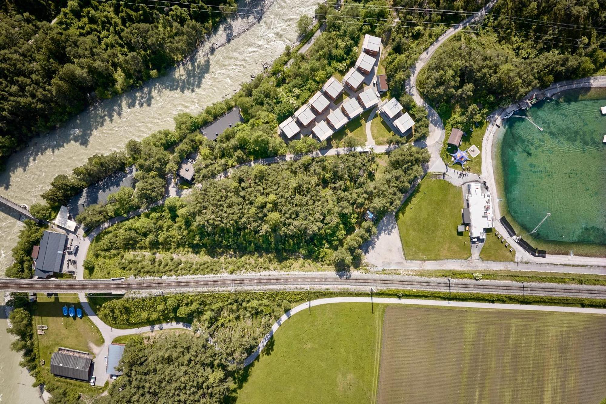 AREA 47 - Tirol Hotel Ötztal-Bahnhof Kültér fotó