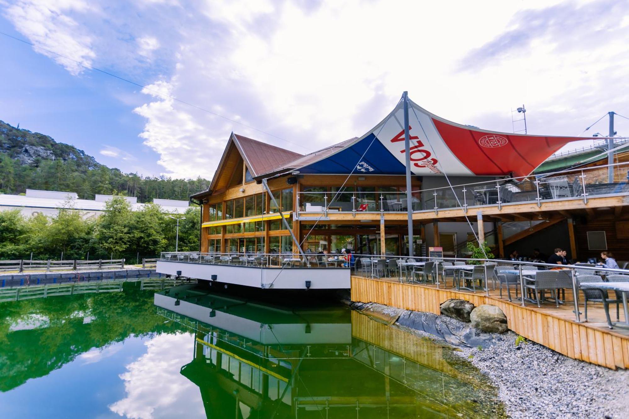 AREA 47 - Tirol Hotel Ötztal-Bahnhof Kültér fotó