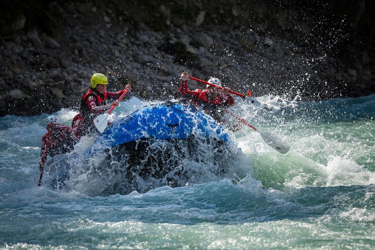AREA 47 - Tirol Hotel Ötztal-Bahnhof Kültér fotó